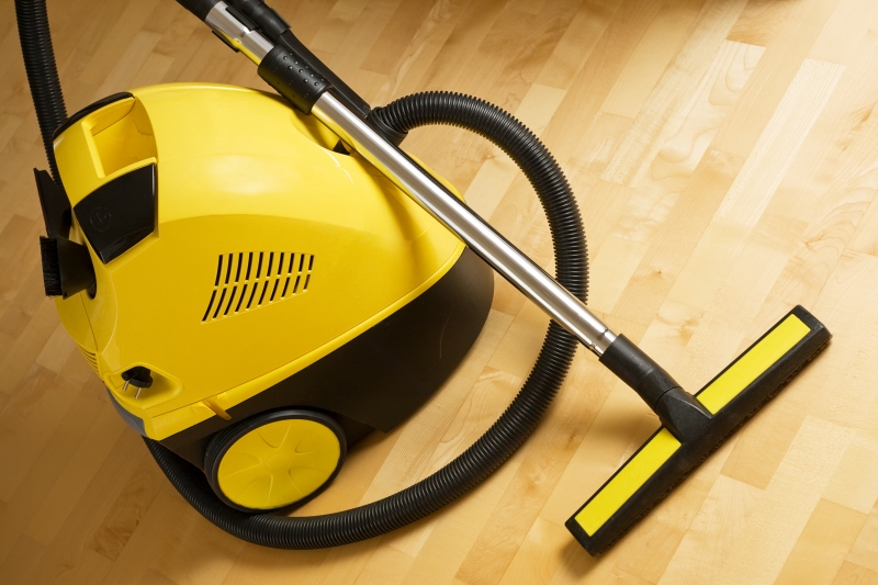 359518-vacuum-cleaner